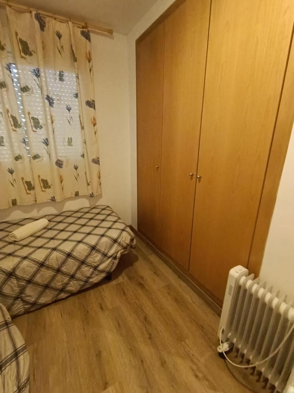 Apartamento Pilar Solo Familias Gandía Exterior foto